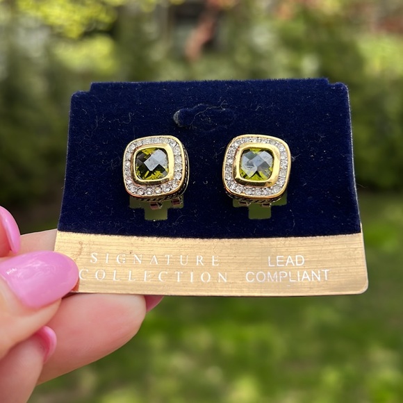 Designer Inspired French clip back Signature Collection green stone earrings. - Picture 3 of 6